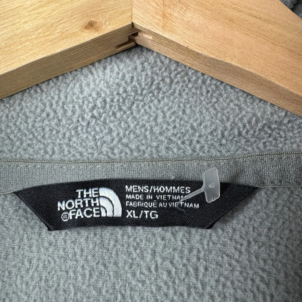 The North Face Mens XL Gray TKA 100 1/4 Zip Fleece Pullover Sweater Long Sleeve